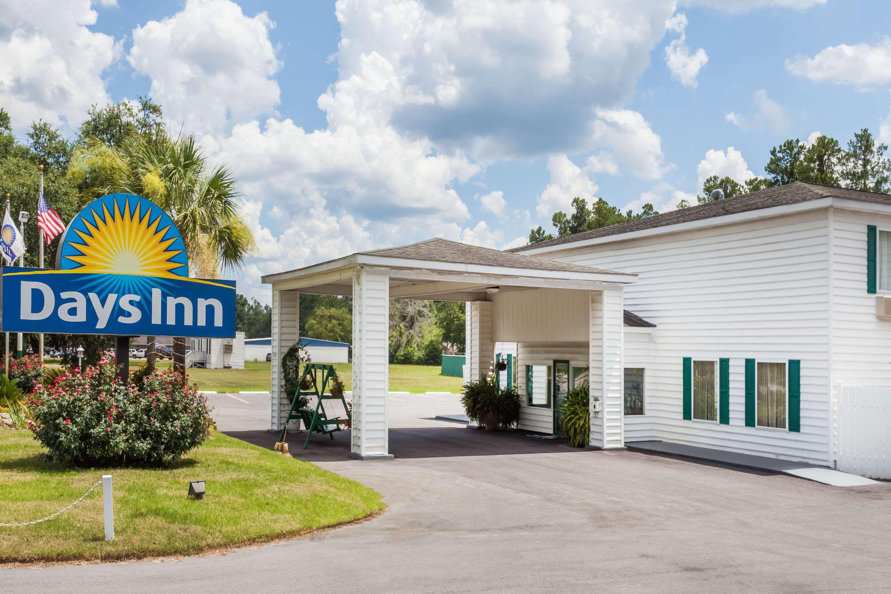Days Inn By Wyndham Hampton Exterior foto